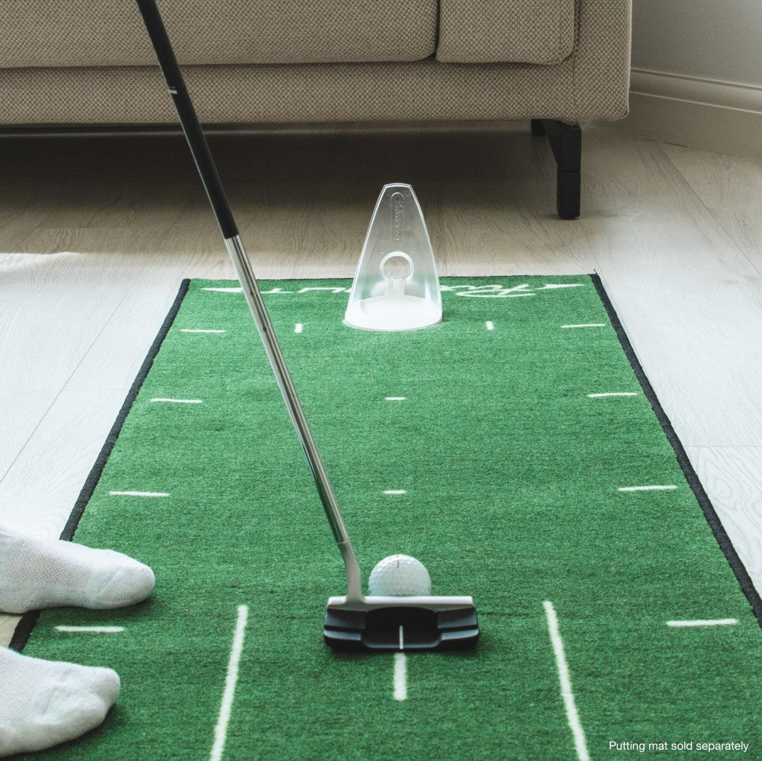 PuttOUT Pressure Putt Trainer.